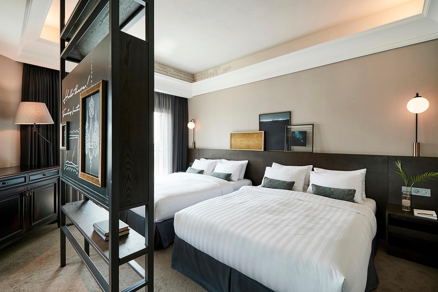 The Suites Hotel Jeju Seogwipo Extérieur photo