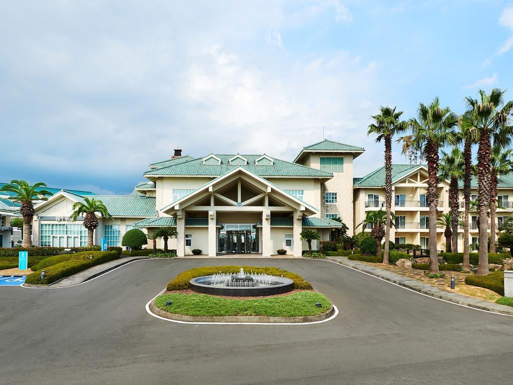 The Suites Hotel Jeju Seogwipo Extérieur photo